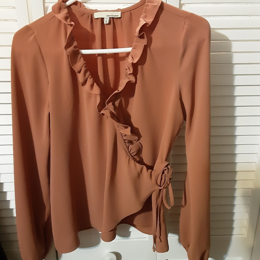Long sleeve blouse, size Medium